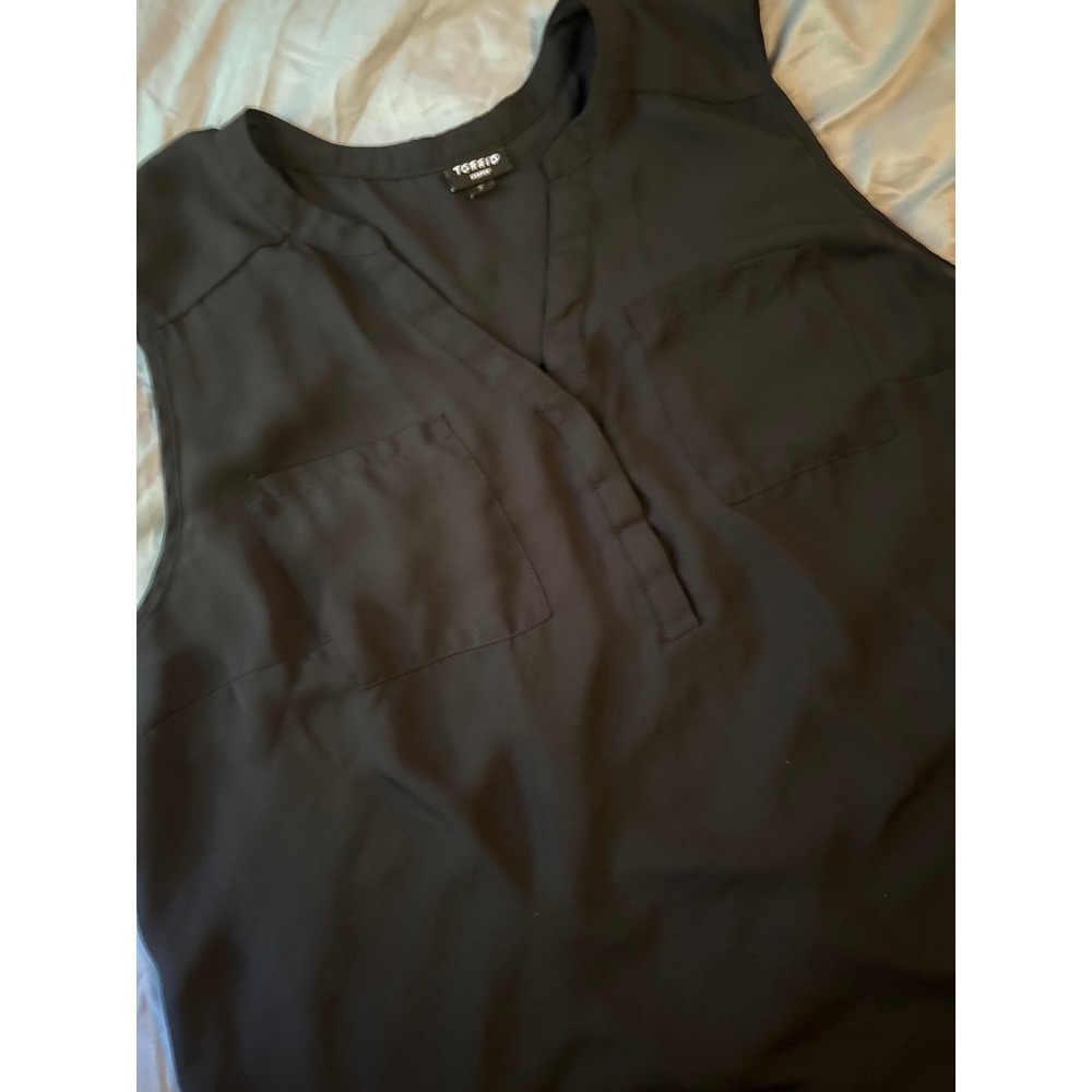 Torrid Plus Size Black Sleeveless Harper Georgette Blouse, Size 2/2X‎ - Picture 5 of 11